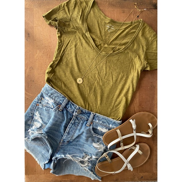 J. Crew Tops - J. Crew Vintage 100% Cotton T Shirt Size XS